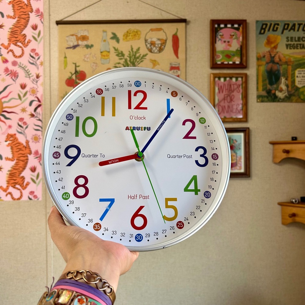 AIRUIFU Kids Learning Wall Clock Educational Colorful 10in Analog Time Teacher